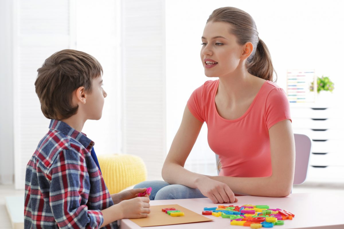 Брадилалия